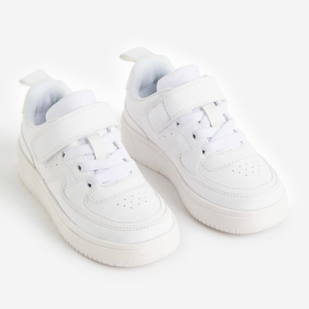 NWOT H&M Boys Kids White Velcro Sneaker Shoes